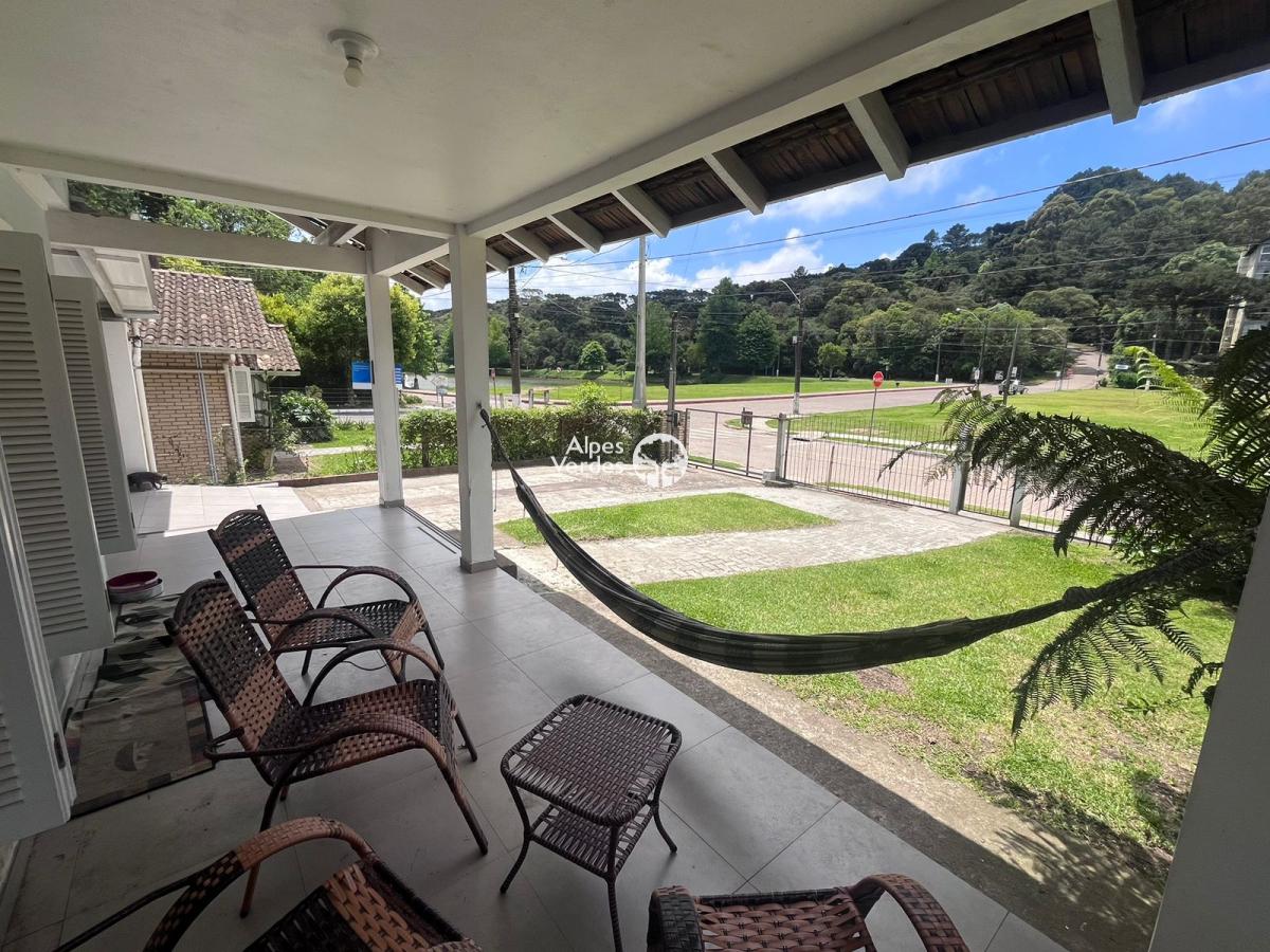 Casa à venda com 3 quartos, 250m² - Foto 7